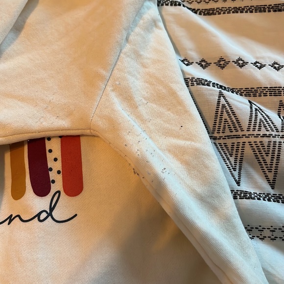 “Be kind” hoodie - Picture 5 of 6